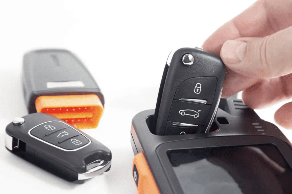 lasesmed-oslo-tilbyr-programmering-og-kopiering-av-bilnokler-og-fjernkontroller